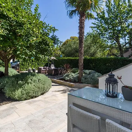 Gasthof And Bori Poreč