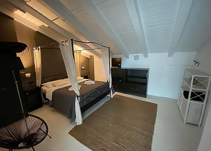 Πανσιόν And Bori Πόρετς